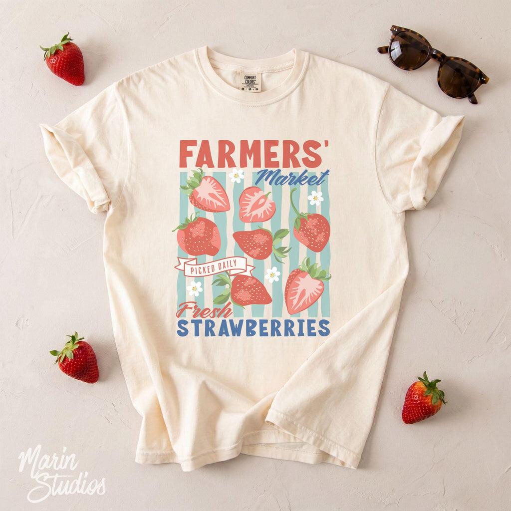 Farmers Market Strawberry Vintage Fruit Summer Foodie Unisex