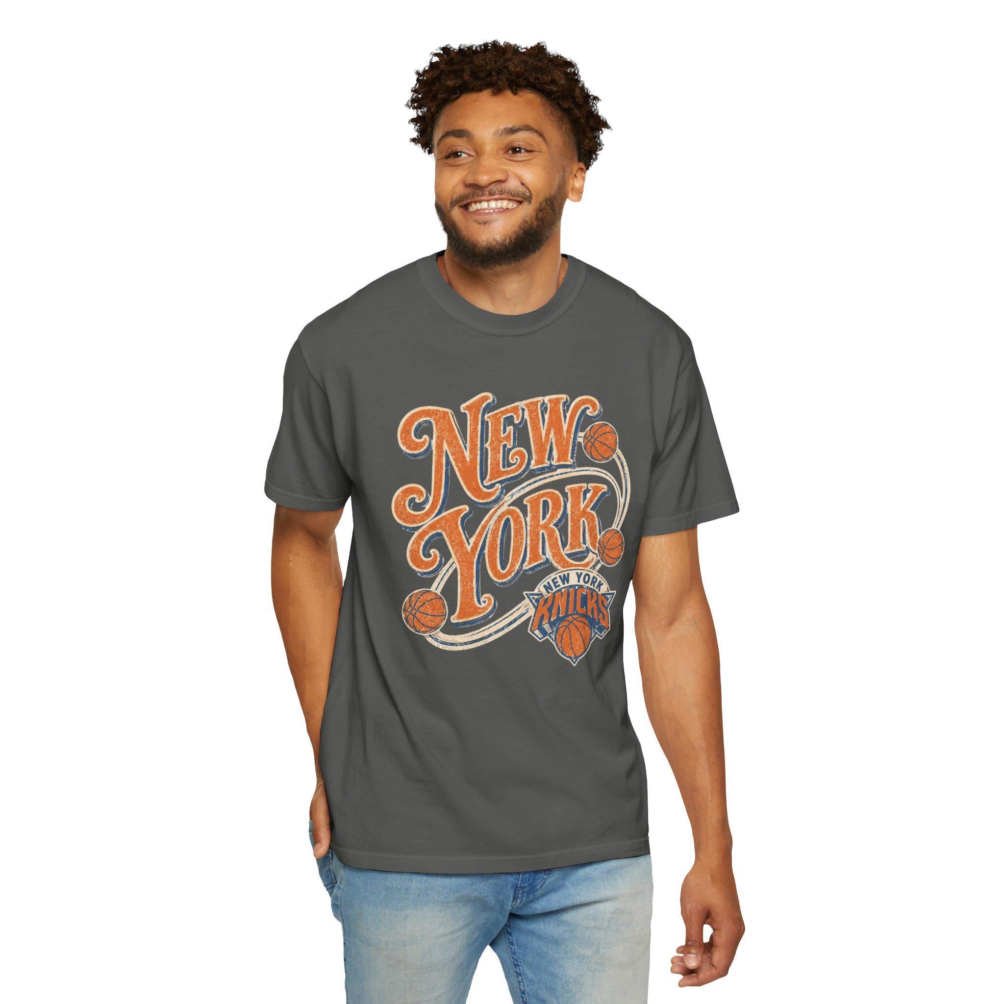 Vintage York Knicks Script Basketball Nba Team Tee Unisex