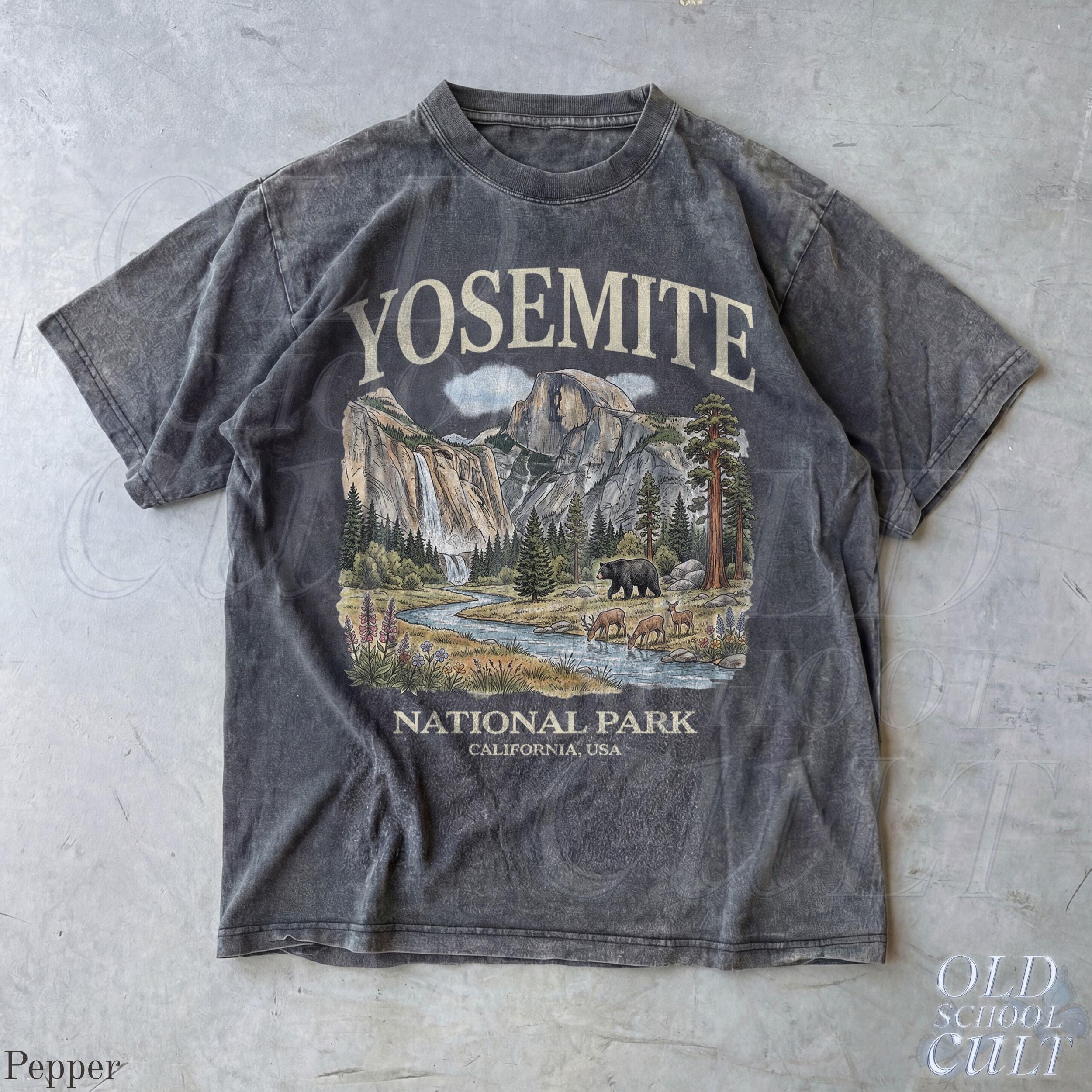 Yosemite National Park Vintage 90s Retro Comfort Colors California Wildlife Bear Usa Tee