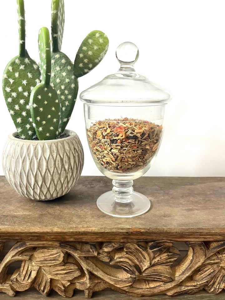 Apothecary Jar/ Clear Glass Footed Jar , Small Lidded Vintage Jar