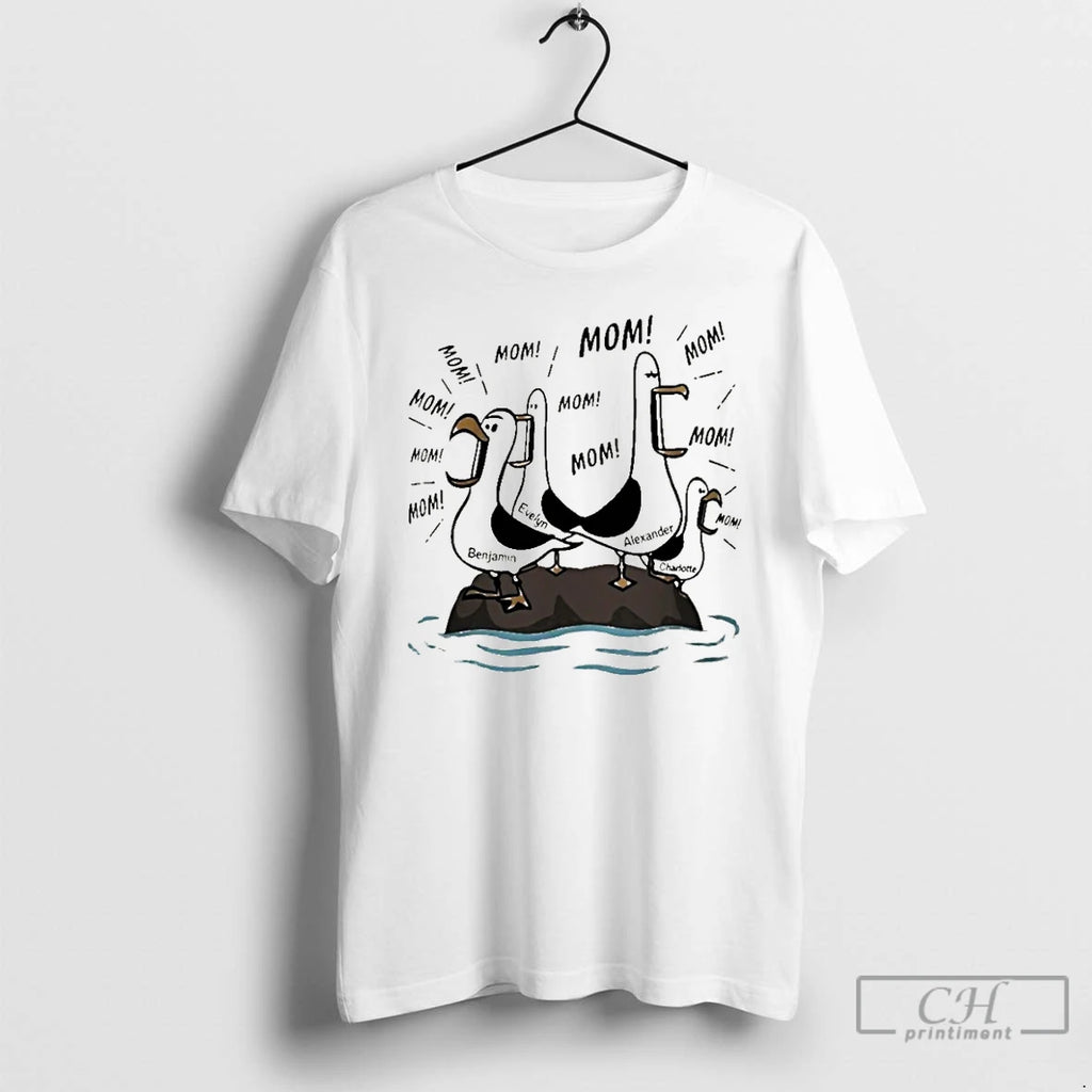 Classic Funny Seagull Mom Island Chaos Graphic