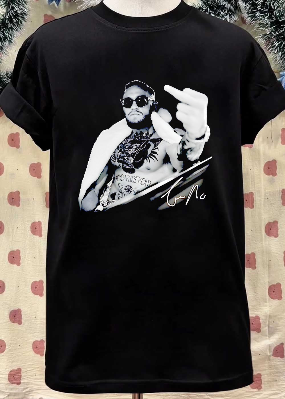 Cm The Notorious Mcgregor Giving The Middle Finger Signature Shirt