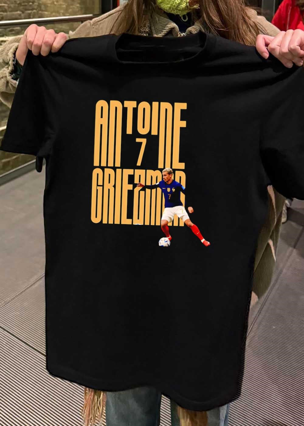 Football Fan Apparel Antoine Griezmann Dribbling the Ball Antoine Griezmann France Shirt