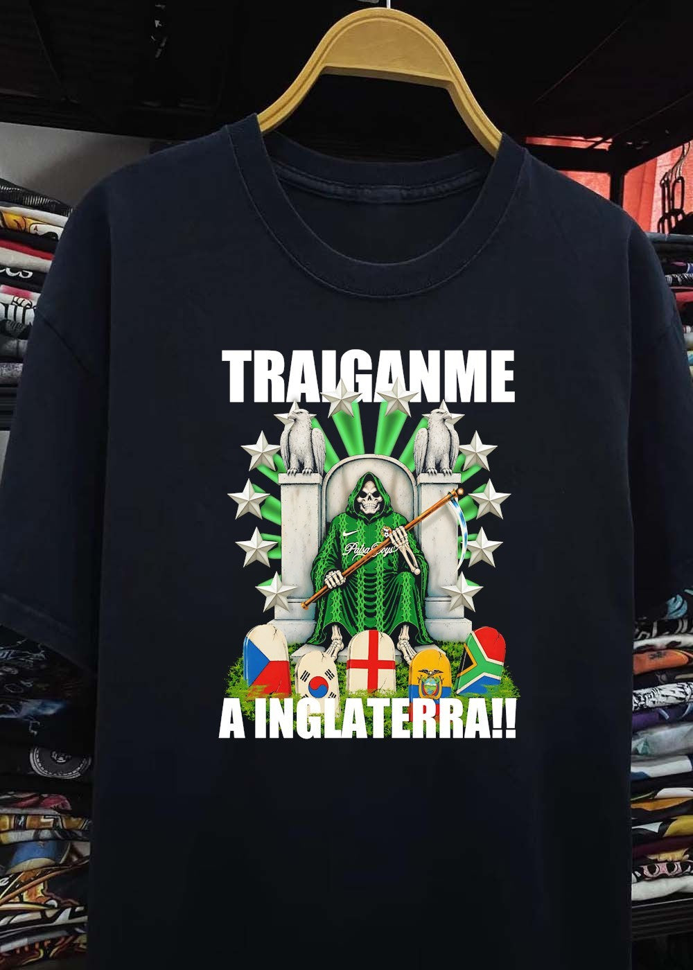 Grim Reaper Soccer Art Traiganme a Inglaterra Patsa Boys T-Shirt