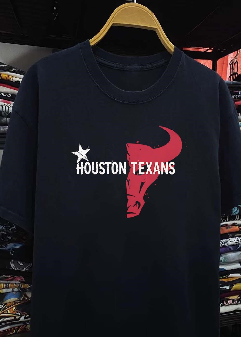 Houston Texans Distressed Star and Bull Head Logo T-Shirt