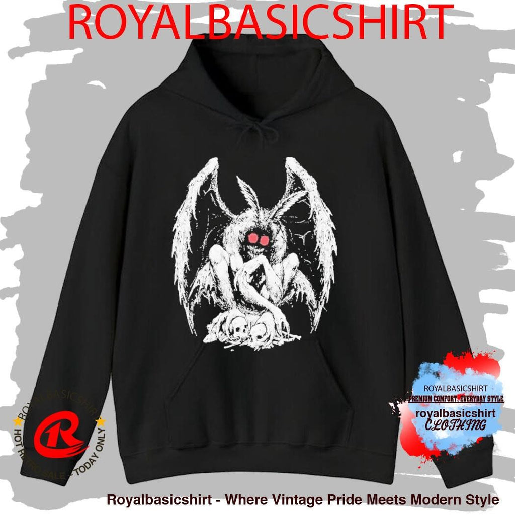 Møthmàn Threat Llama Shirt