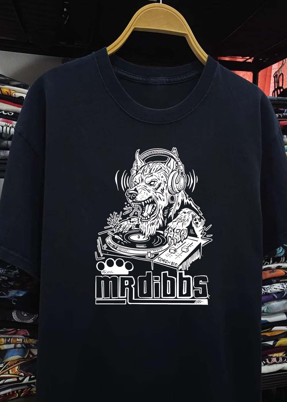 Mr. Dibbs DJing Werewolf Sound Wave 1200 Technics T-Shirt