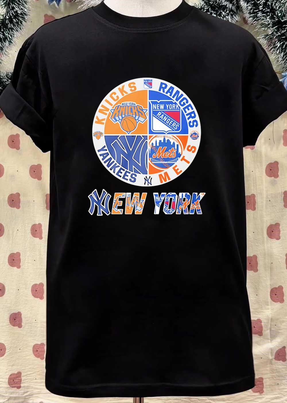 New York Knick Rangers Yankee Met Logo Print shirt