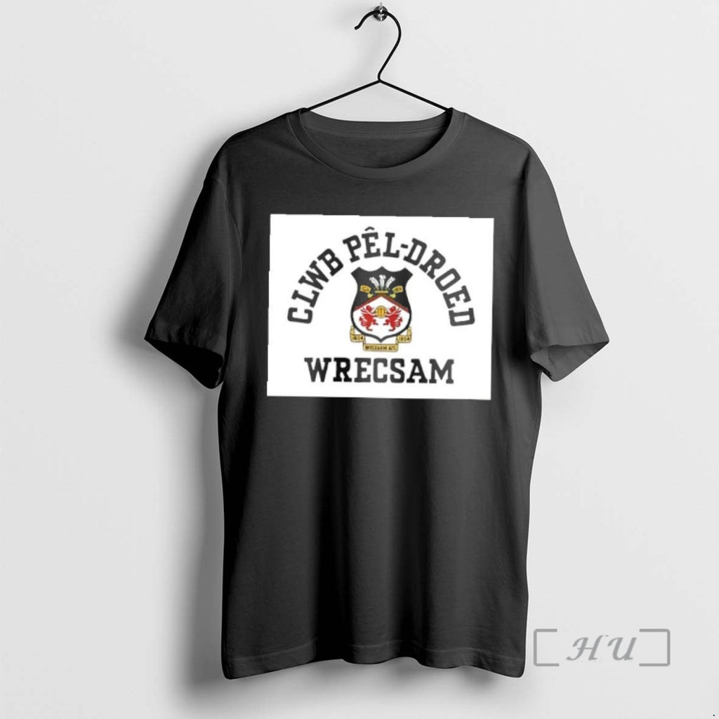 Officials Wrecsam Clwb Pel Droed Wrecsam Afc Crest 1864