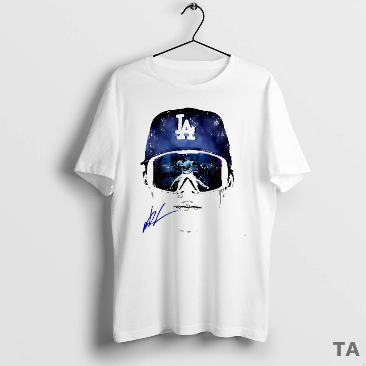 Top Yoshinobu Yamamoto Big Face 2025 World Series Champions Signature T Shirt Sweater