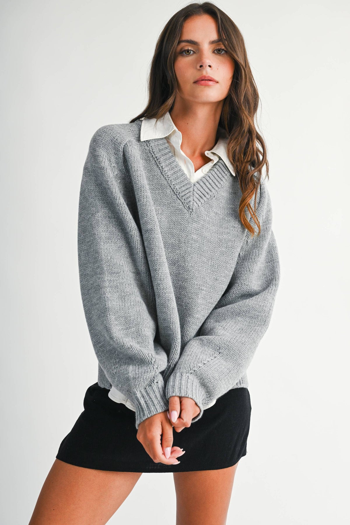 3395IK Relaxed V-Neck Knit Sweater Unisex , , , Long Sleeve Tee