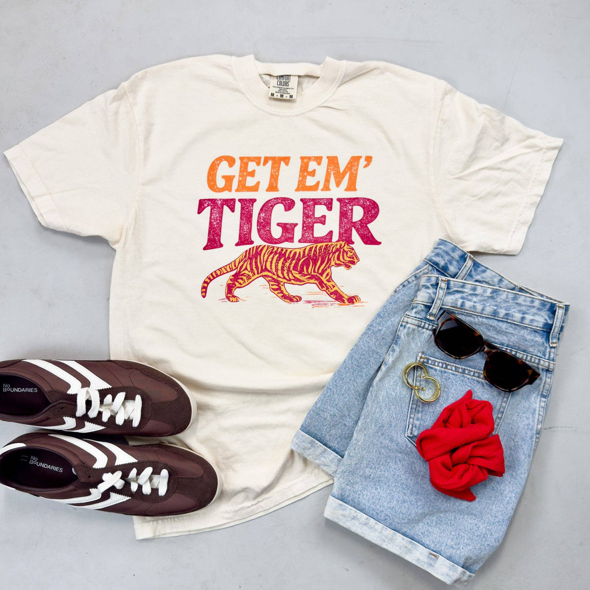 Get 'em Tiger Graphic Tee Unisex , , , Long Sleeve Tee