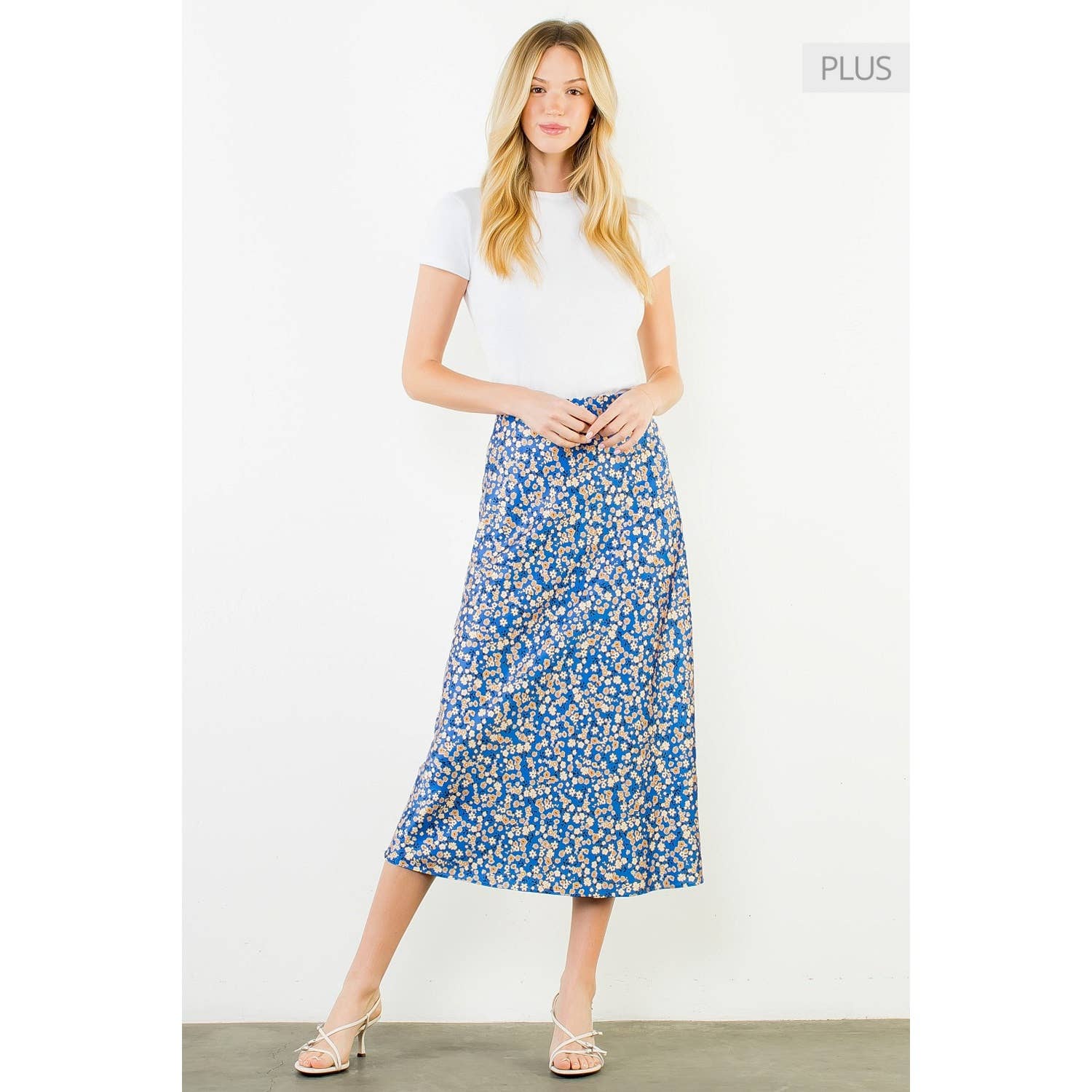 /Size Xl/ Satin Floral Skirt Unisex , , , Long Sleeve Tee