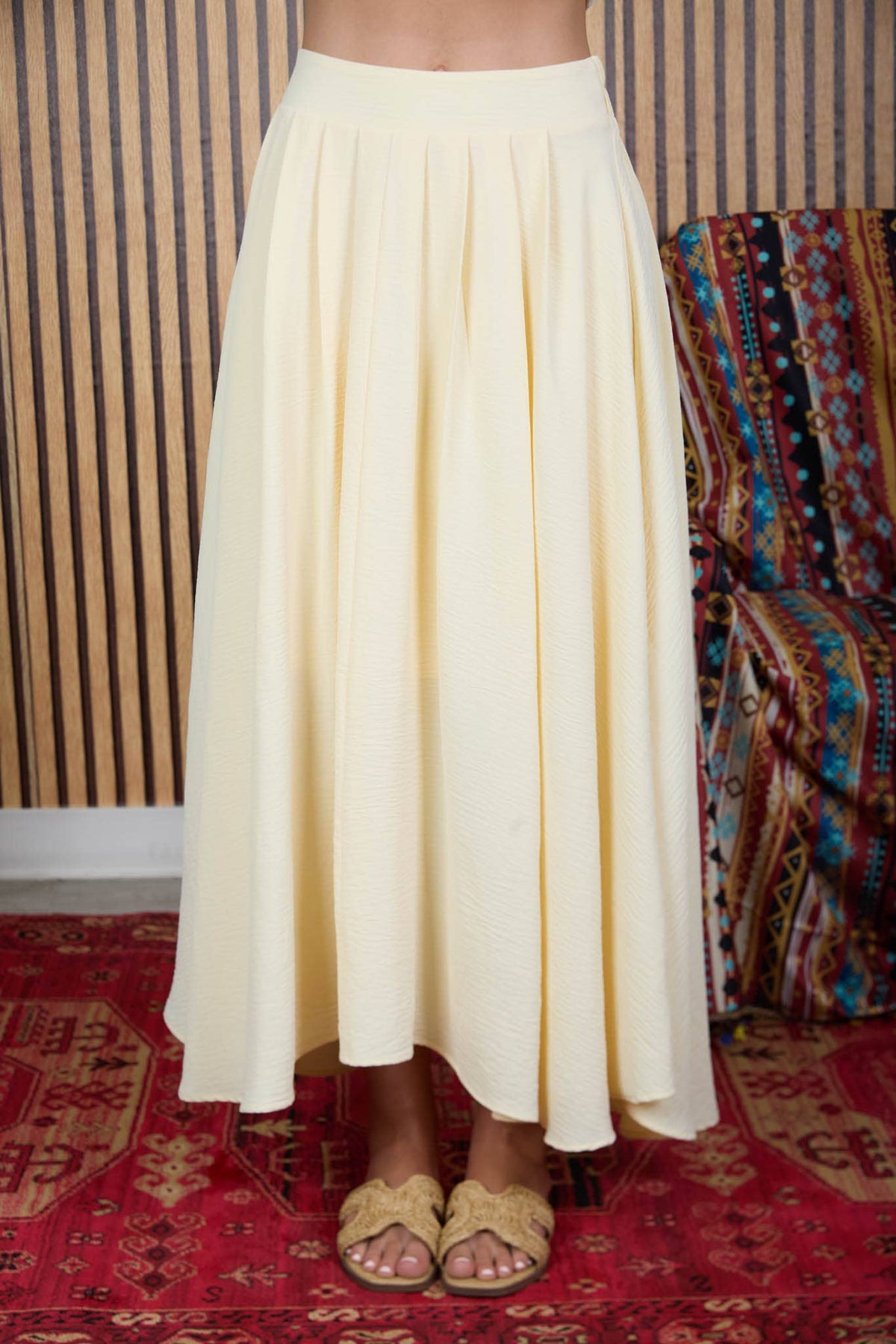 Box Pleated Midi Skirt Unisex , , , Long Sleeve Tee