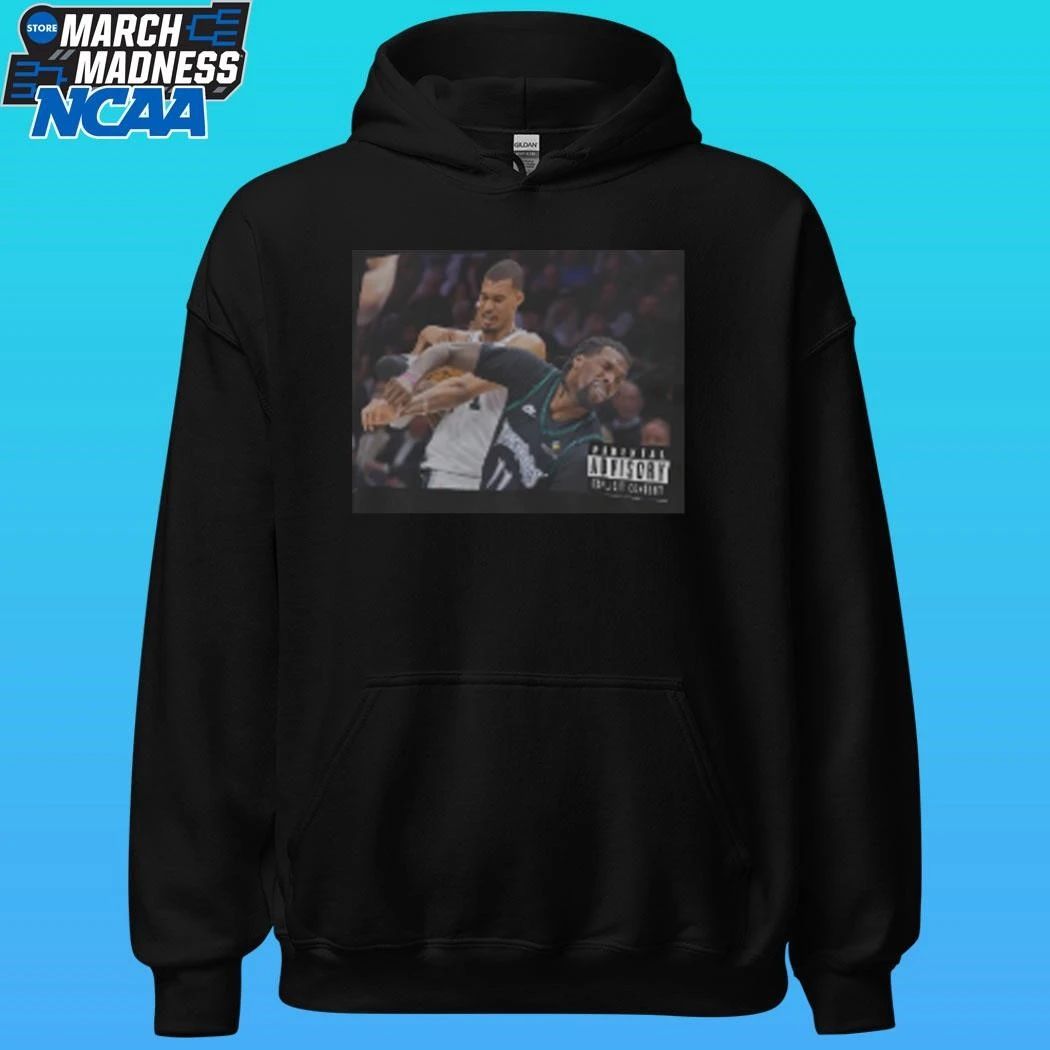 Wemby’s Elbow On Naz Reid Shirt
