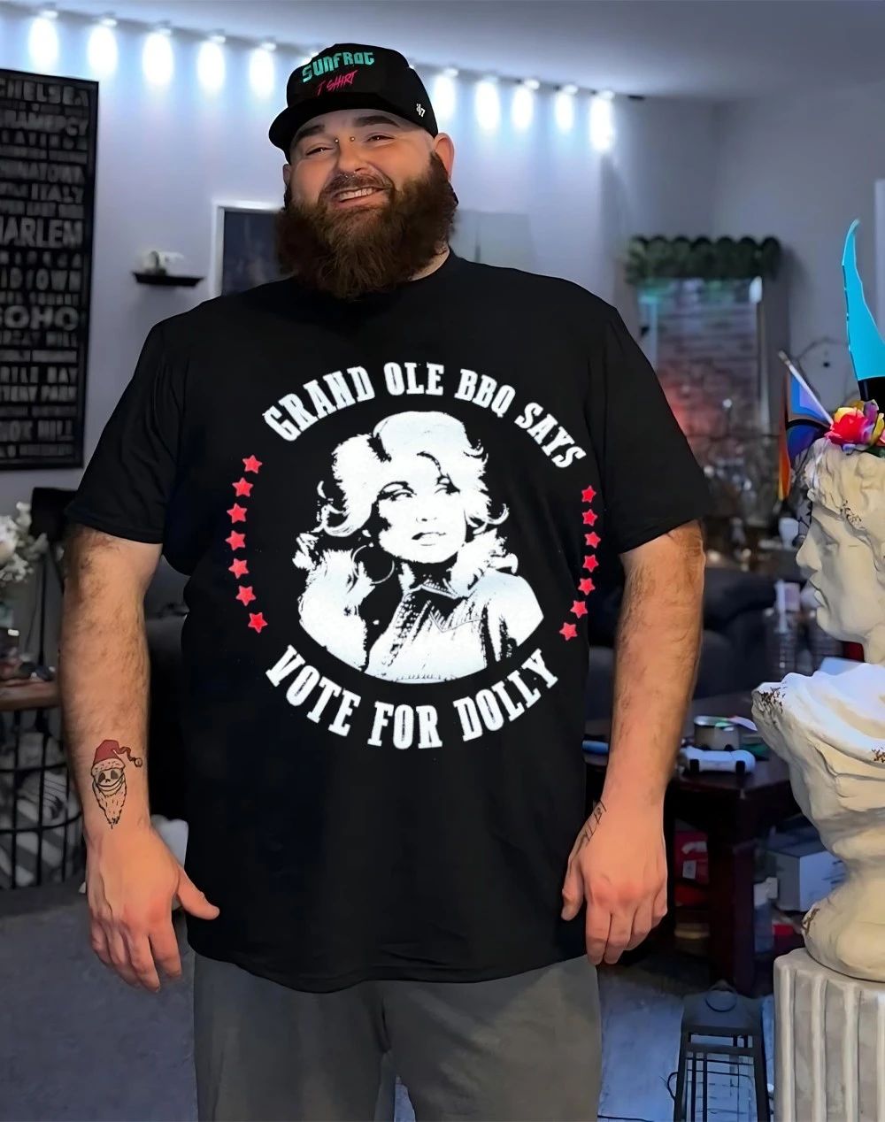 Grand ole BBQ says vote for Dolly shirt